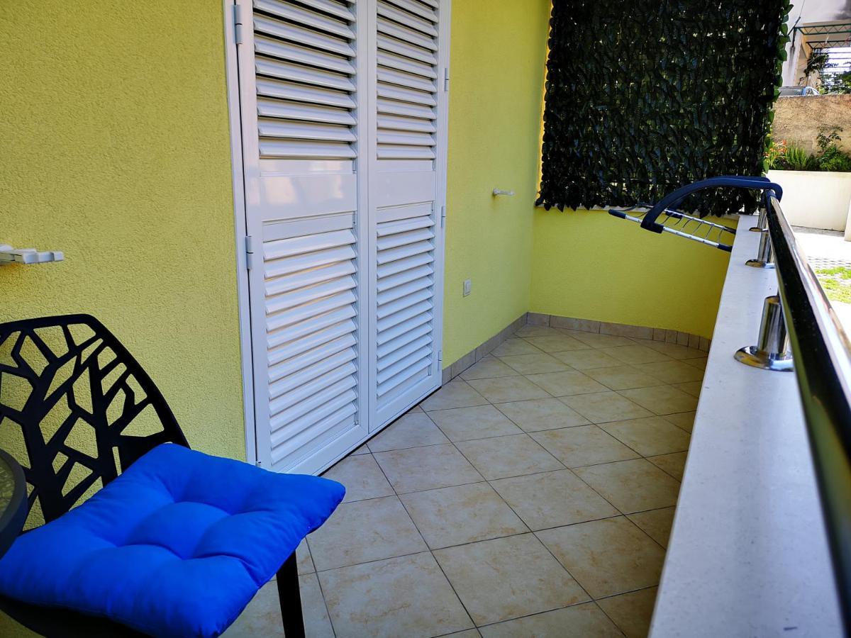 Deluxe Apartment F&M Tučepi Exterior foto