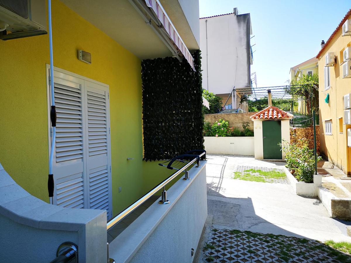 Deluxe Apartment F&M Tučepi Exterior foto