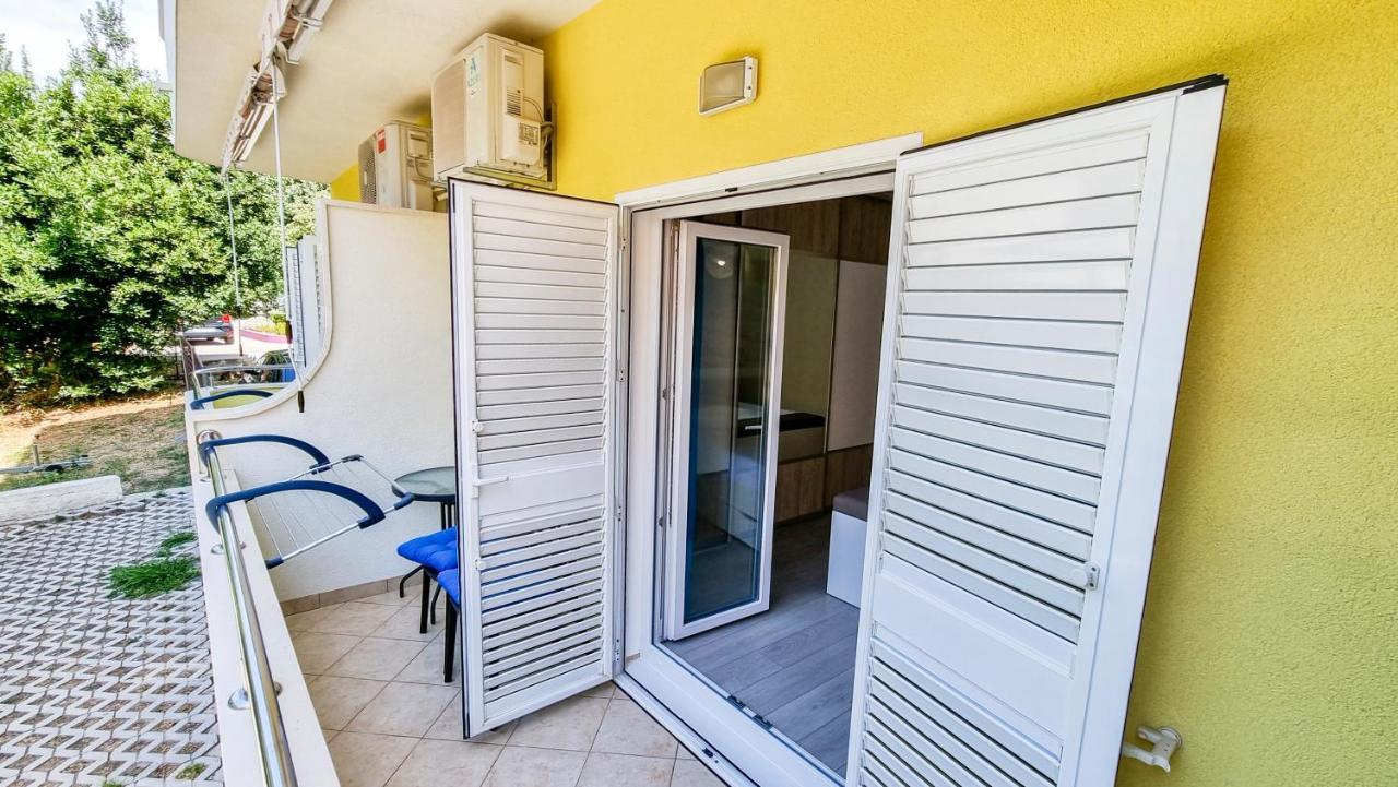 Deluxe Apartment F&M Tučepi Exterior foto
