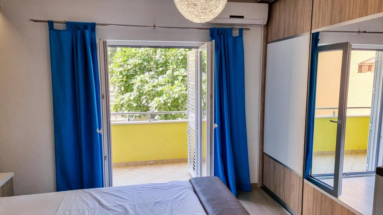 Deluxe Apartment F&M Tučepi Exterior foto