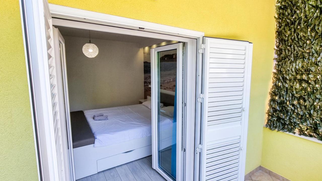 Deluxe Apartment F&M Tučepi Exterior foto