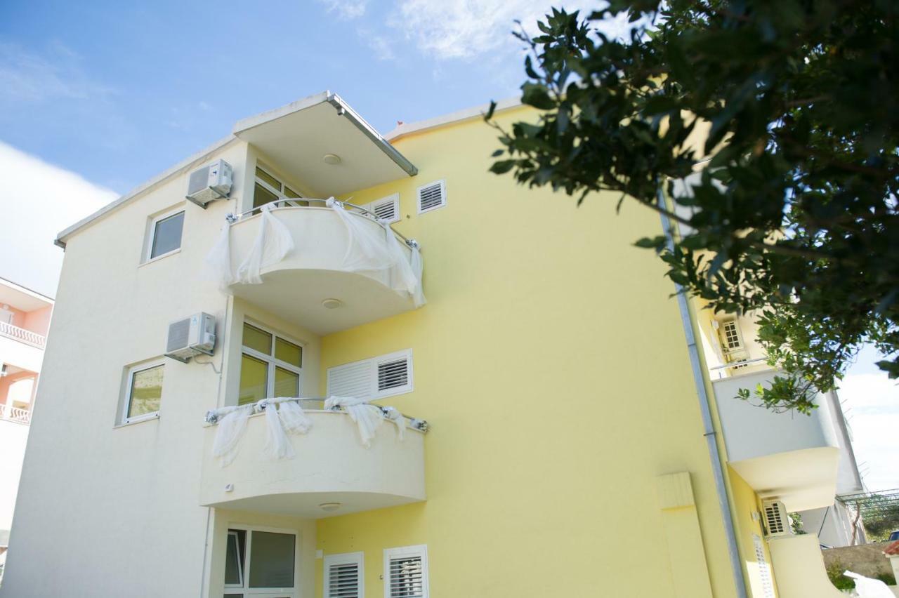Deluxe Apartment F&M Tučepi Exterior foto
